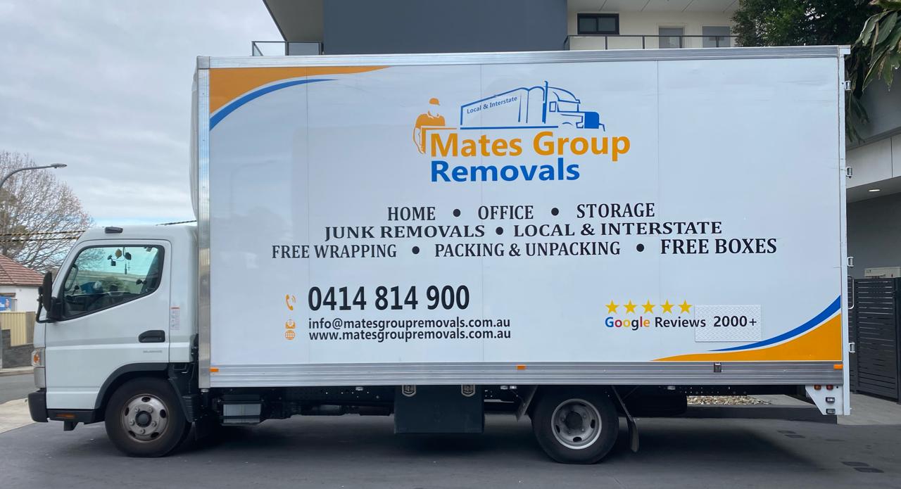 Removalists Sydney to Lyneham